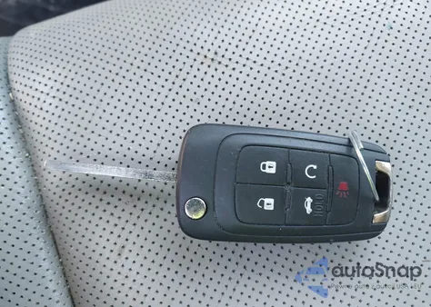 2011 Chevrolet Equinox z USA, uszkodzony, nr VIN 2CNALEC6B6322827